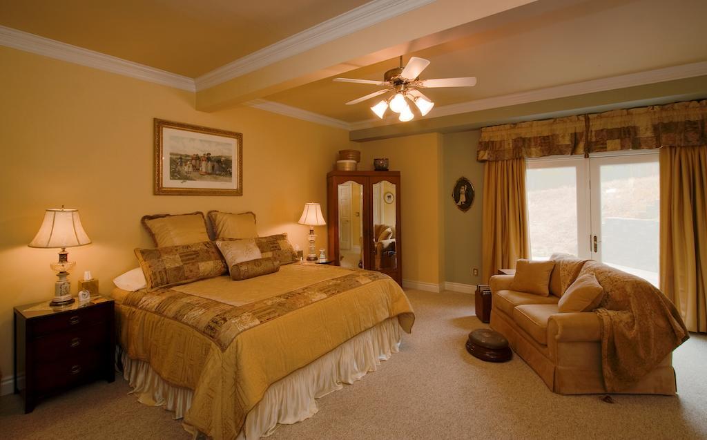 Idahome Bed And Breakfast Post Falls Oda fotoğraf