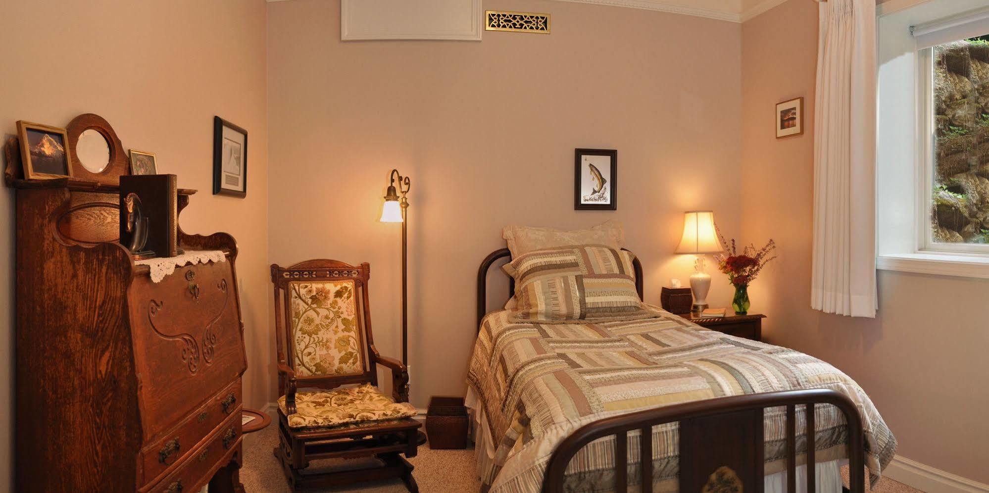Idahome Bed And Breakfast Post Falls Dış mekan fotoğraf